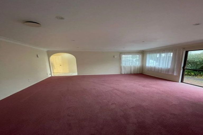 Photo of property in 20 Karetu Road, Greenlane, Auckland, 1051