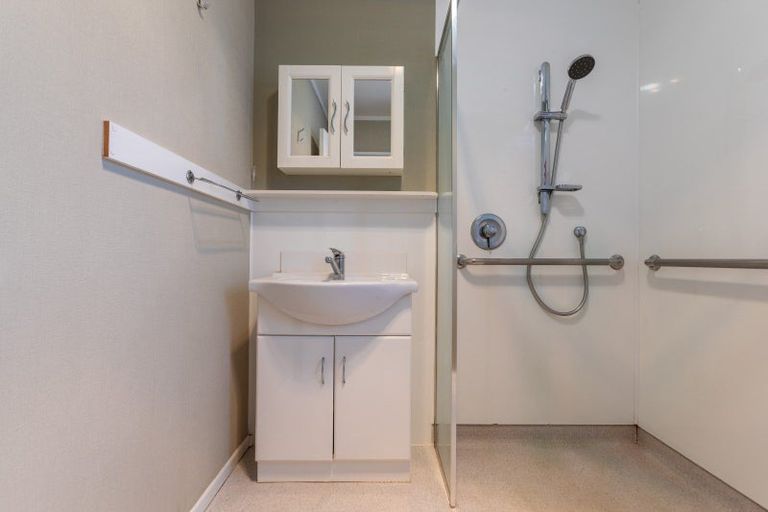 Photo of property in 18a Tennyson Street, Dannevirke, 4930