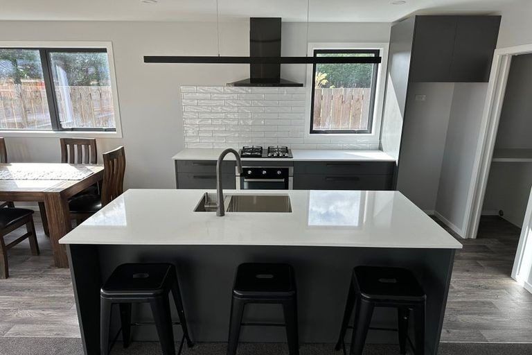 Photo of property in 120 Severn Street, Clifton, Invercargill, 9812