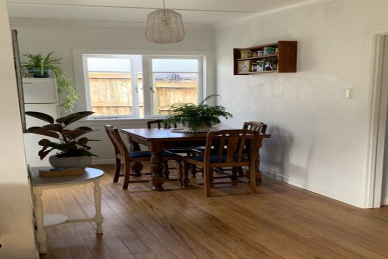 Photo of property in 16 Hinau Street, Maeroa, Hamilton, 3200