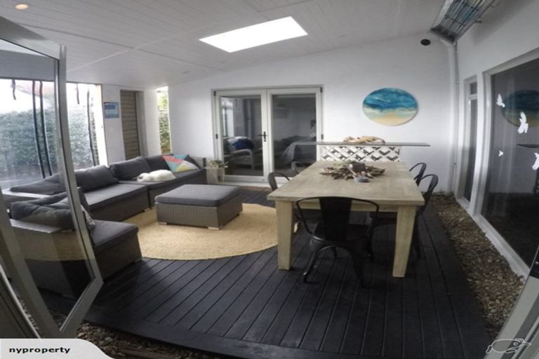 Photo of property in 13 Oriental Parade, Papamoa Beach, Papamoa, 3118