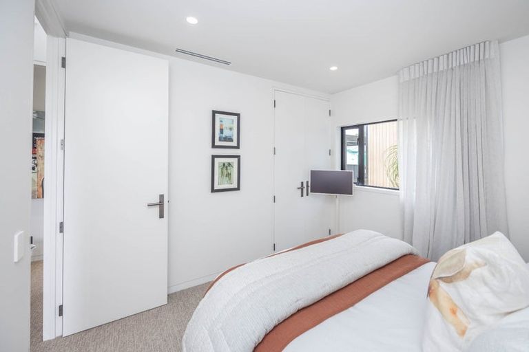 Photo of property in 43 Saint Andrews Terrace, St Andrews, Hamilton, 3200