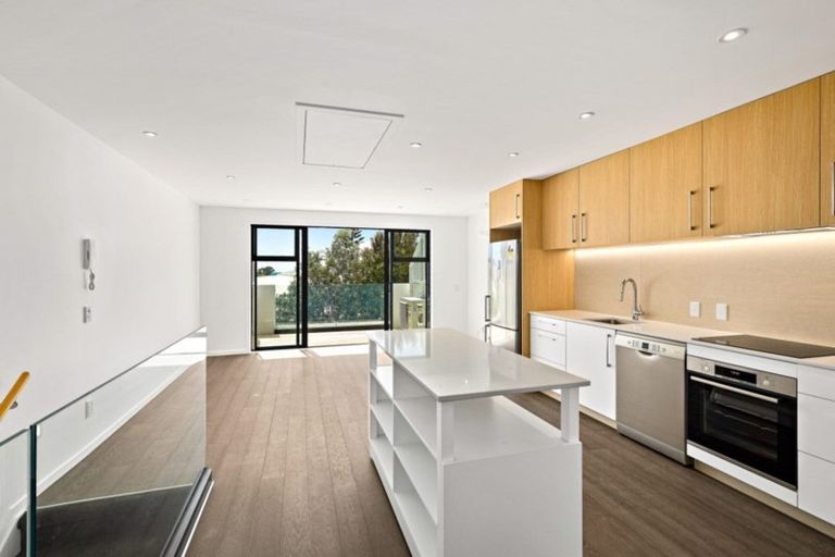 Photo of property in 13/447 Hibiscus Coast Highway, Orewa, 0931