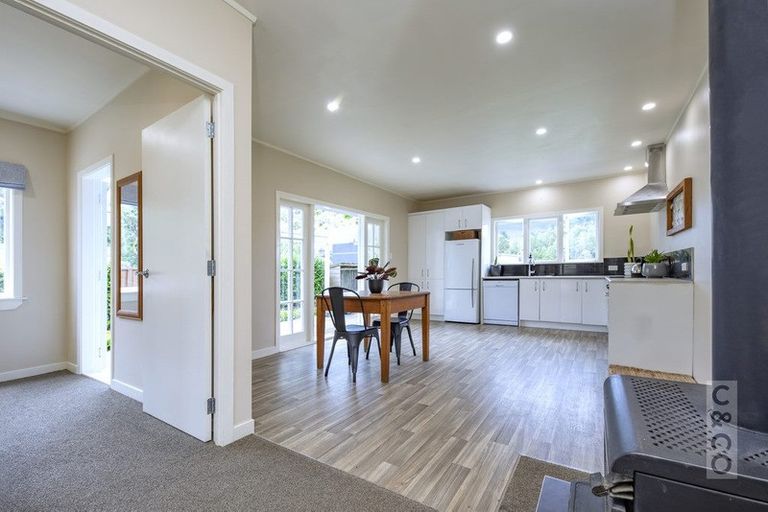 Photo of property in 1082 Old North Road, Waimauku, 0882