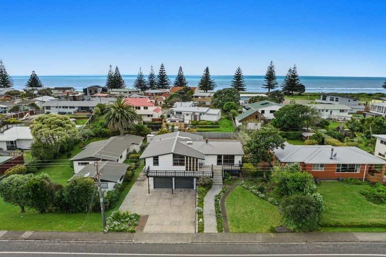 Photo of property in 203 Harbour Road, Ohope, 3121