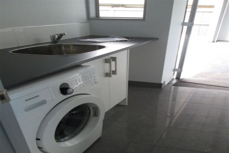 Photo of property in 10a Henley Close, Rolleston, 7614