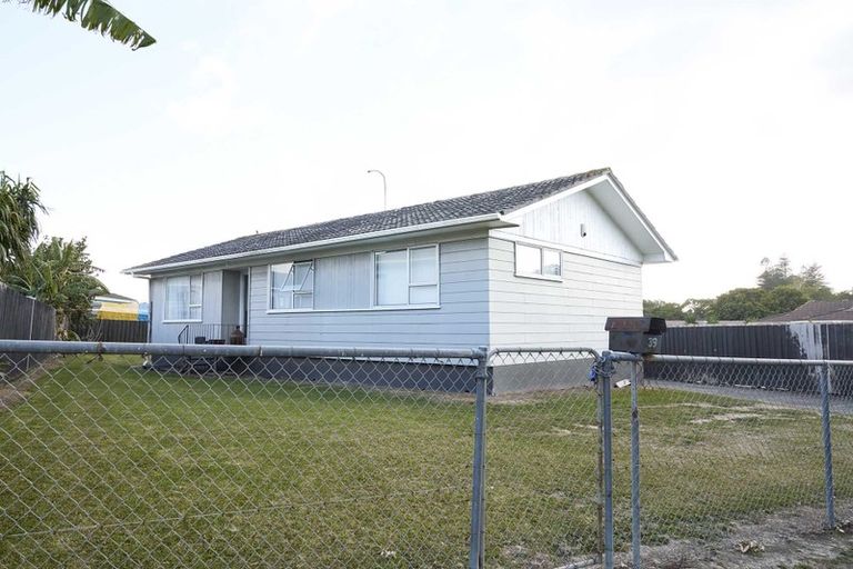 Photo of property in 39 Court Town Close, Mangere, Auckland, 2022