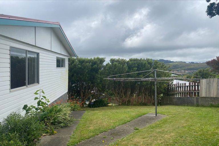Photo of property in 37 Carluke Street, Paparangi, Wellington, 6037