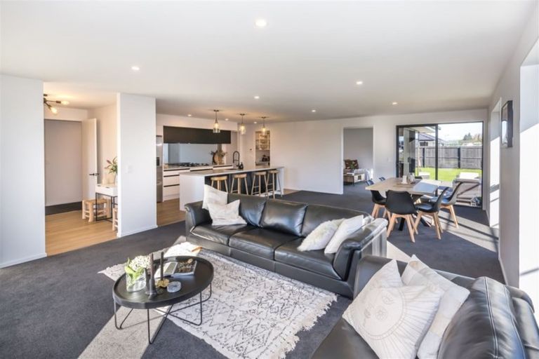 Photo of property in 74 Aviemore Drive, Marshland, Christchurch, 8083