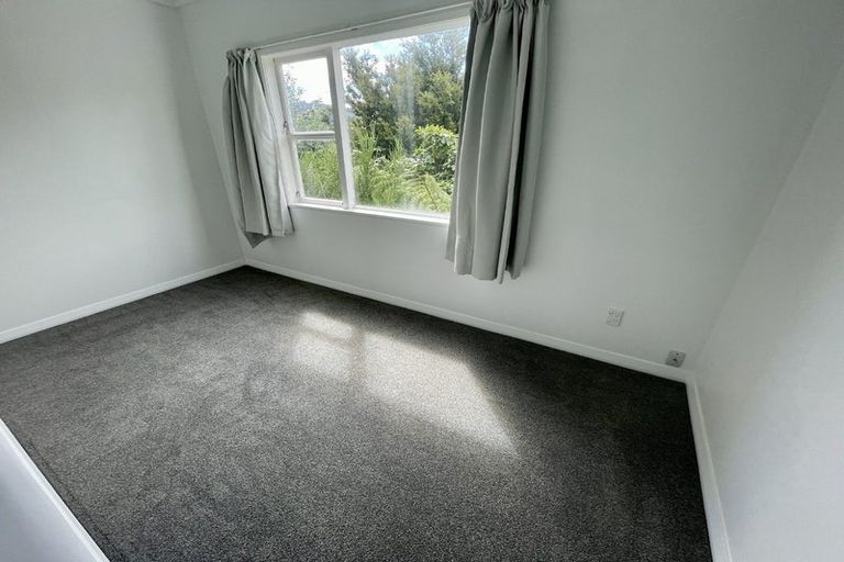 Photo of property in 15 Holborn Drive, Stokes Valley, Lower Hutt, 5019
