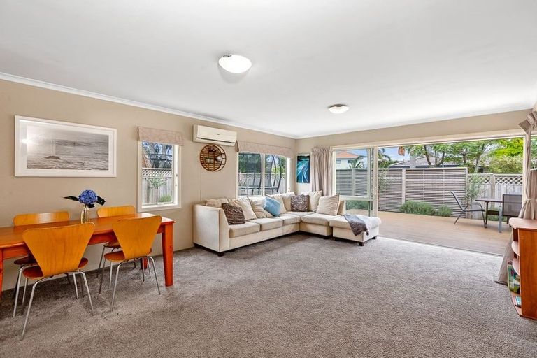 Photo of property in 2/137 Lakeside Drive, Orewa, 0931