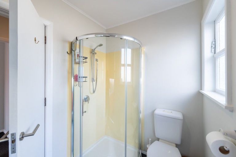 Photo of property in 5a Gloucester Street, Silverstream, Upper Hutt, 5019