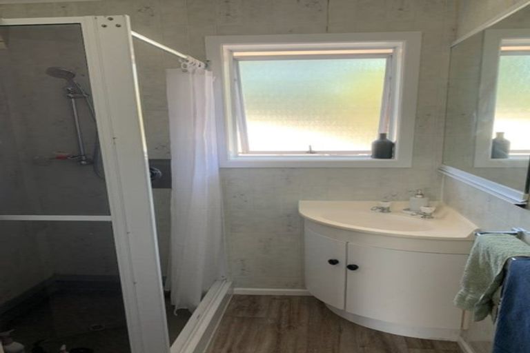 Photo of property in 1/7 Wyman Place, Pakuranga Heights, Auckland, 2010