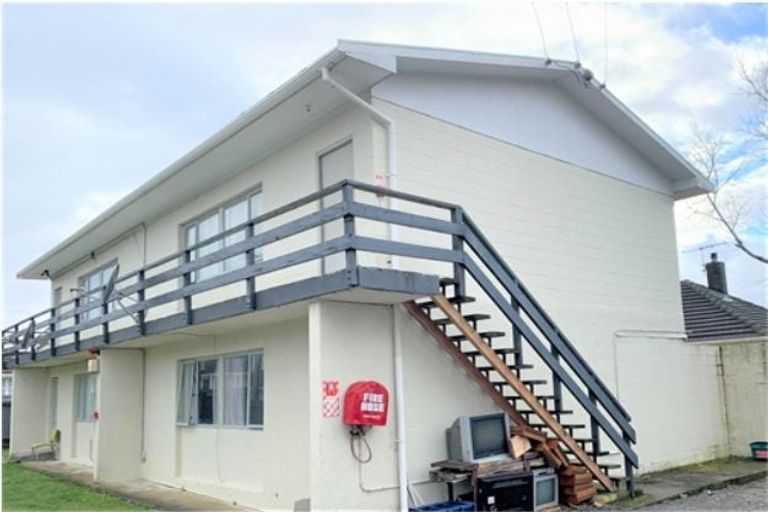 Photo of property in 2/9 Totara Street, Trentham, Upper Hutt, 5018