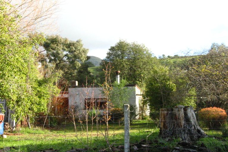 Photo of property in 24 Driver Street, Long Beach, Port Chalmers, 9081