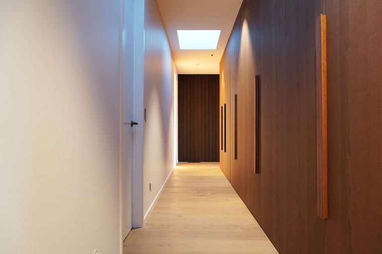 Photo of property in 28 Pacific Parade, Surfdale, Waiheke Island, 1081