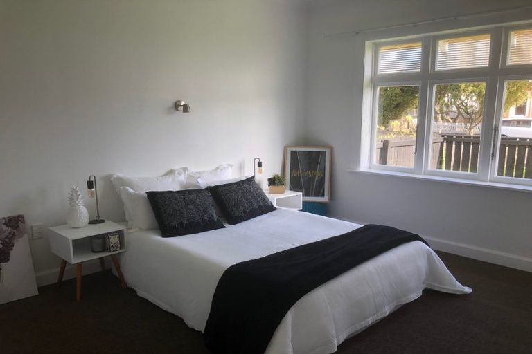 Photo of property in 33 Waldegrave Street, Palmerston North, 4410