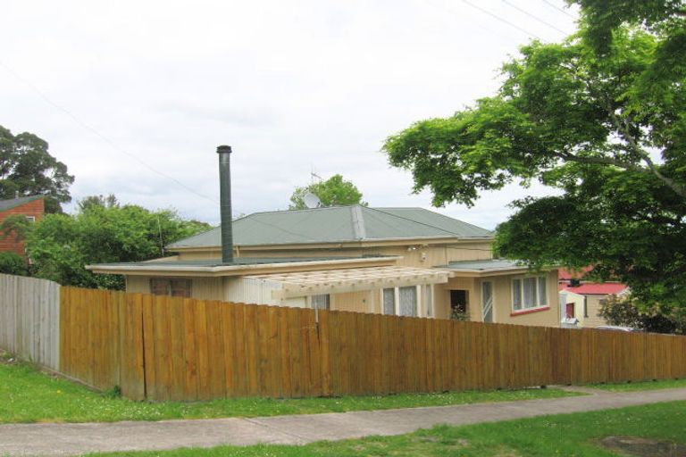 Photo of property in 1 Lawrence Avenue, Te Aroha, 3320