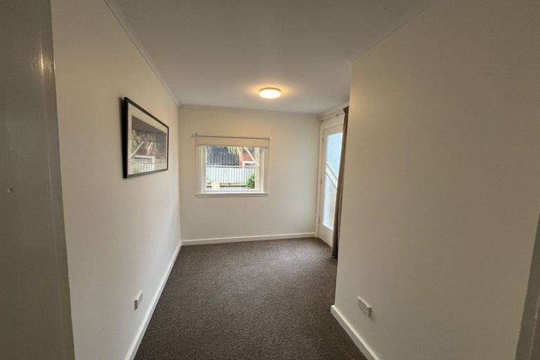 Photo of property in 45 Shakespeare Road, Bluff Hill, Napier, 4110