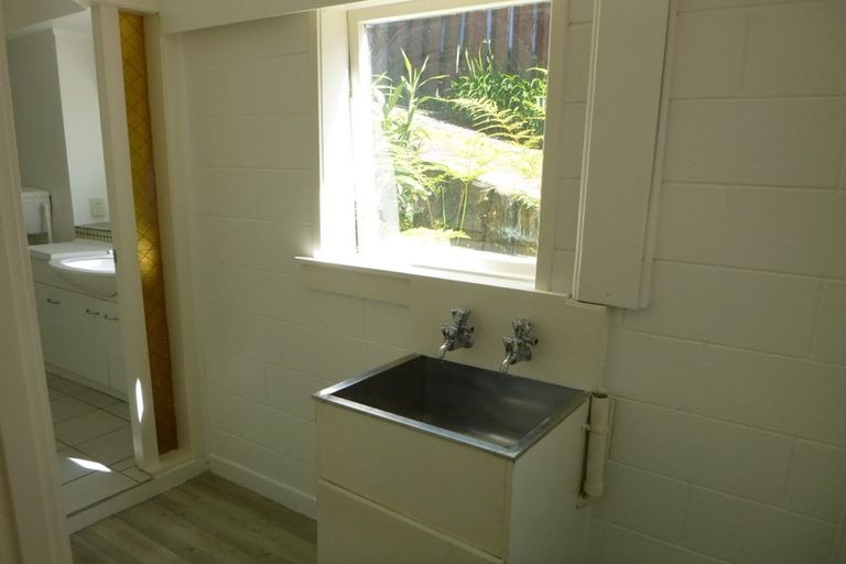 Photo of property in 21a Lake Road, Devonport, Auckland, 0624