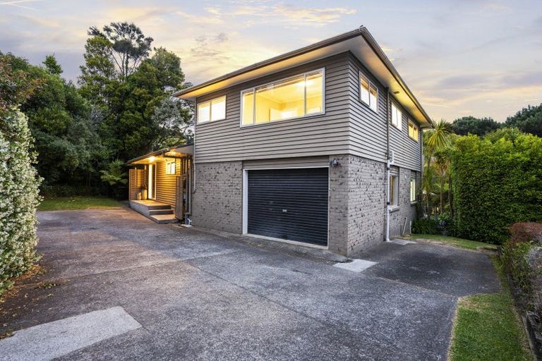 Photo of property in 14 Aberdeen Road, Campbells Bay, Auckland, 0620
