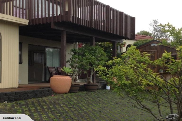 Photo of property in 13 Robin Lane, Browns Bay, Auckland, 0630