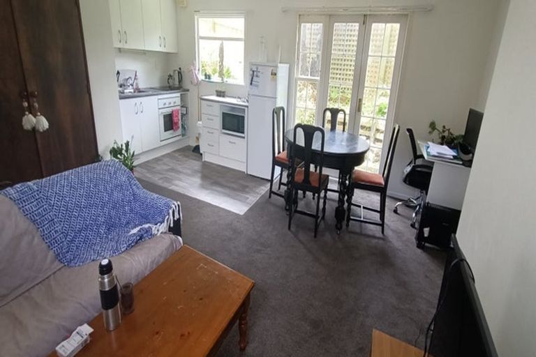 Photo of property in 40 Cashmere Avenue, Khandallah, Wellington, 6035