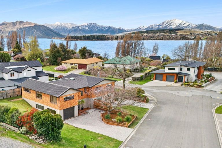 Photo of property in 9 Norman Terrace, Wanaka, 9305