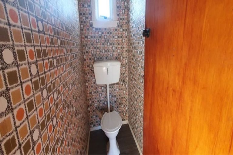 Photo of property in 11 Nikau Street, Tawhero, Whanganui, 4501