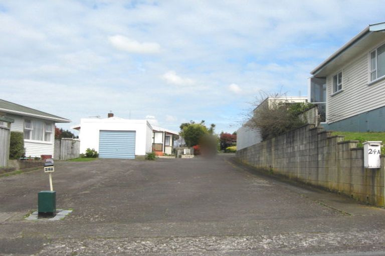Photo of property in 24b Clearmont Crescent, Blagdon, New Plymouth, 4310