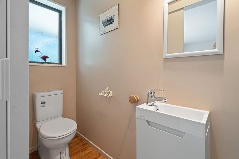 Photo of property in 6 Kowhai Drive, Darfield, 7510