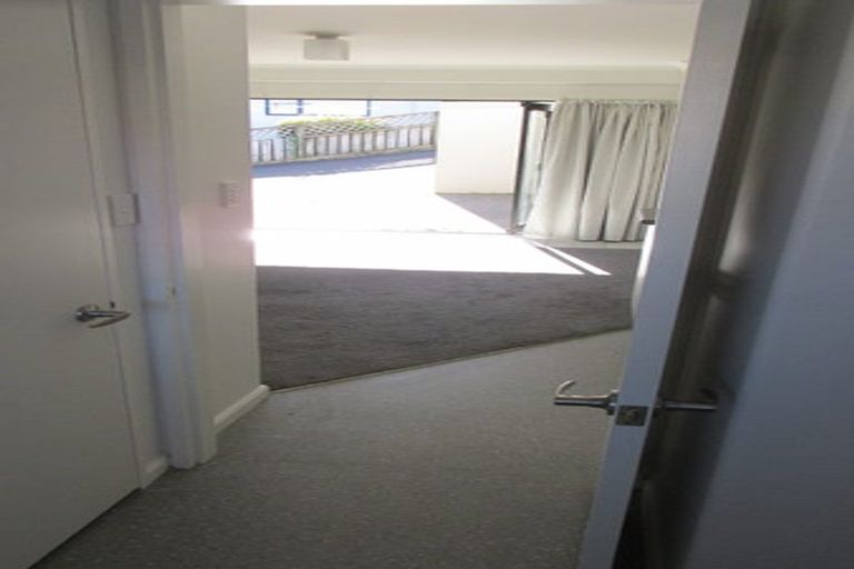 Photo of property in 17 Downing Place, Welcome Bay, Tauranga, 3112