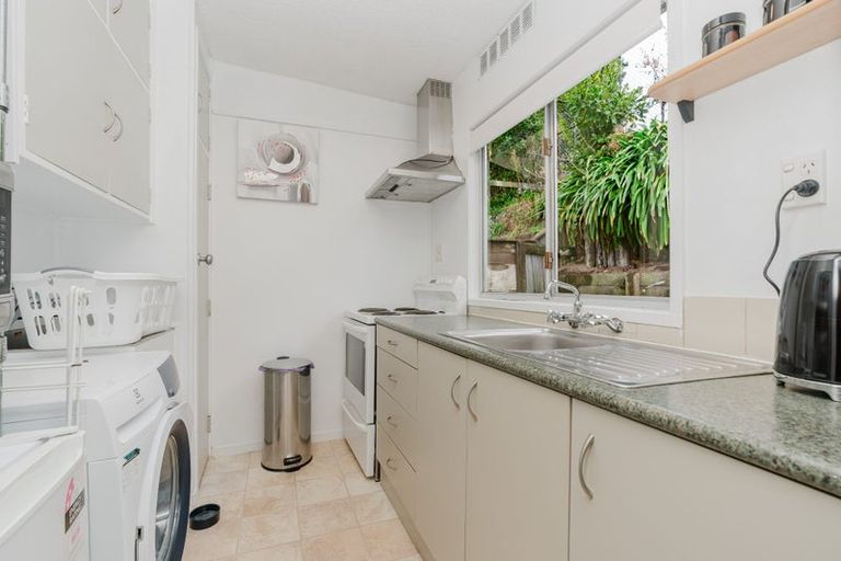 Photo of property in 2/100 River Road, Hamilton East, Hamilton, 3216