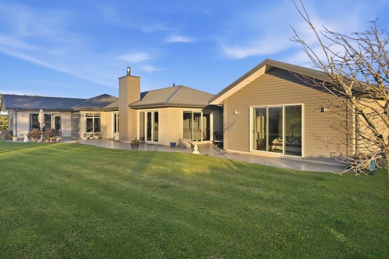 Photo of property in 305 Parsons Road, Weston, Oamaru, 9491