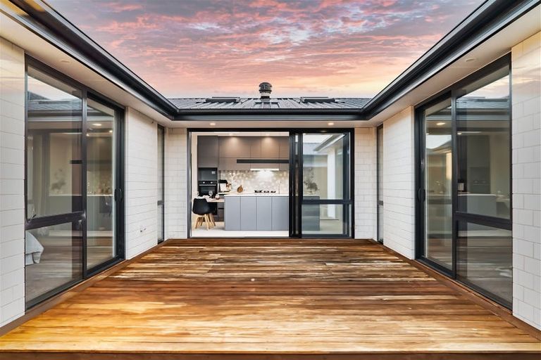 Photo of property in 4 Alan James Lane, Prebbleton, 7604