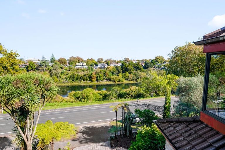 Photo of property in 376 River Road, Claudelands, Hamilton, 3214