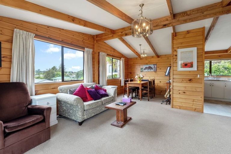 Photo of property in 5 The Glade North, Pukekohe, 2120