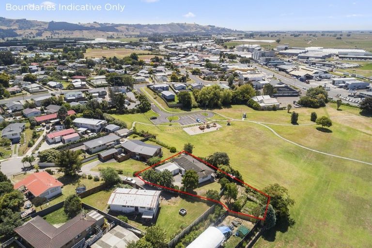 Photo of property in 9 Bayly Place, Te Puke, 3119