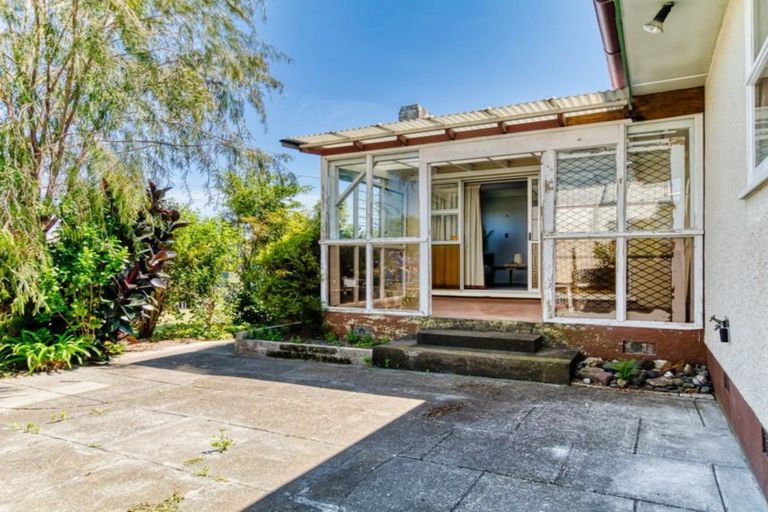 Photo of property in 52 Oldham Avenue, Onekawa, Napier, 4110
