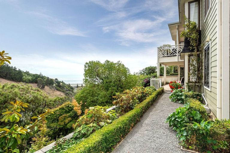 Photo of property in 97 Richmond Hill Road, Richmond Hill, Christchurch, 8081