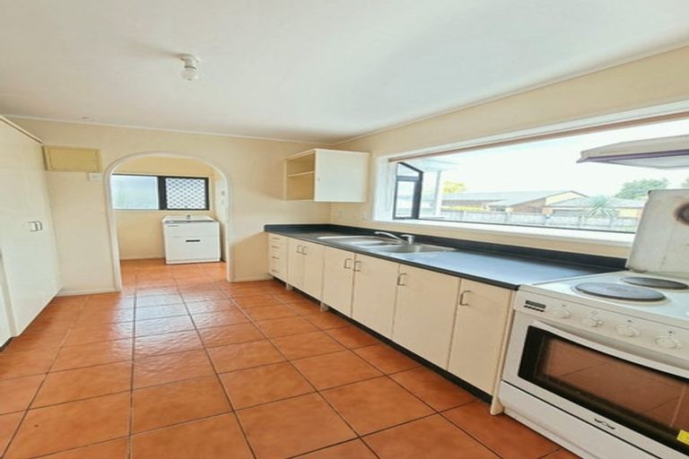 Photo of property in 51 Clevedon Road, Papakura, 2110