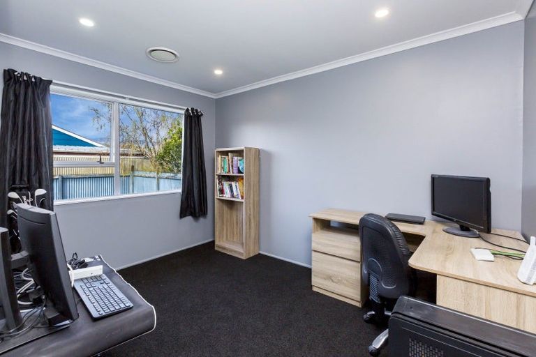 Photo of property in 1 Wyoming Grove, Totara Park, Upper Hutt, 5018