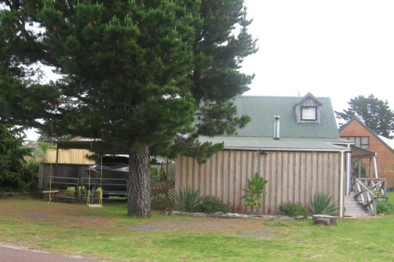 Photo of property in 119 Fernhill Rise, Matarangi, Whitianga, 3592