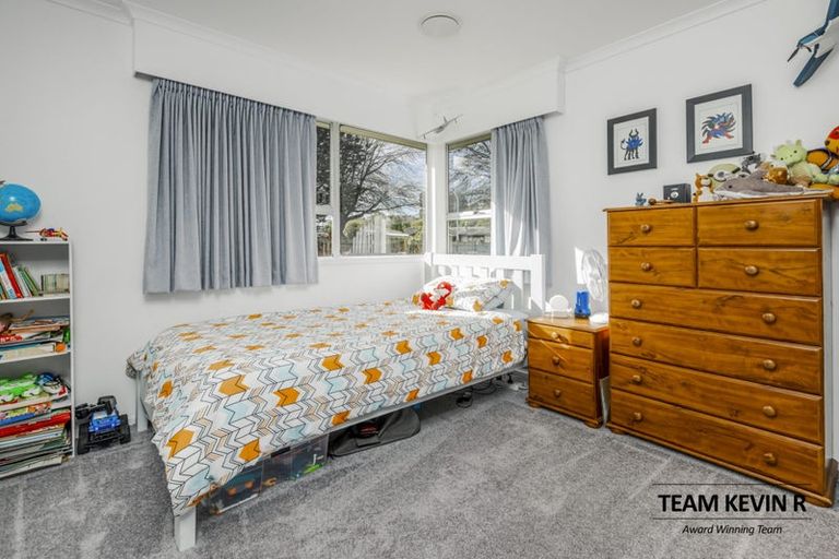Photo of property in 11 Cadiz Place, Red Hill, Papakura, 2110