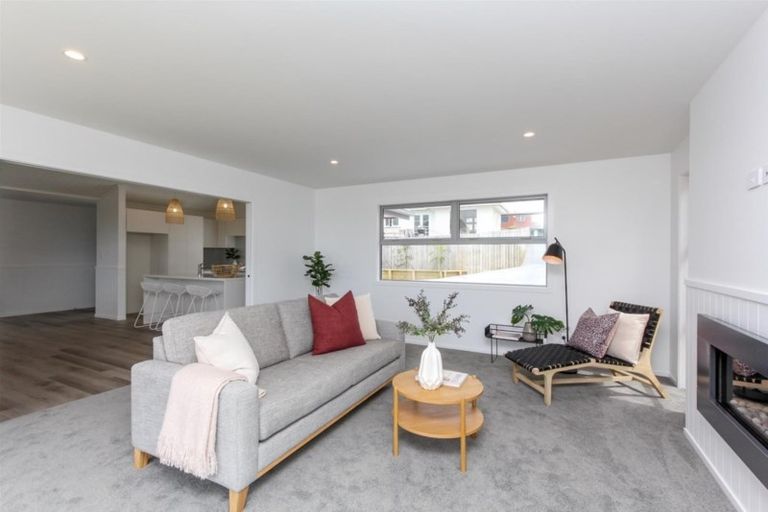 Photo of property in 55b Paynters Avenue, Strandon, New Plymouth, 4312