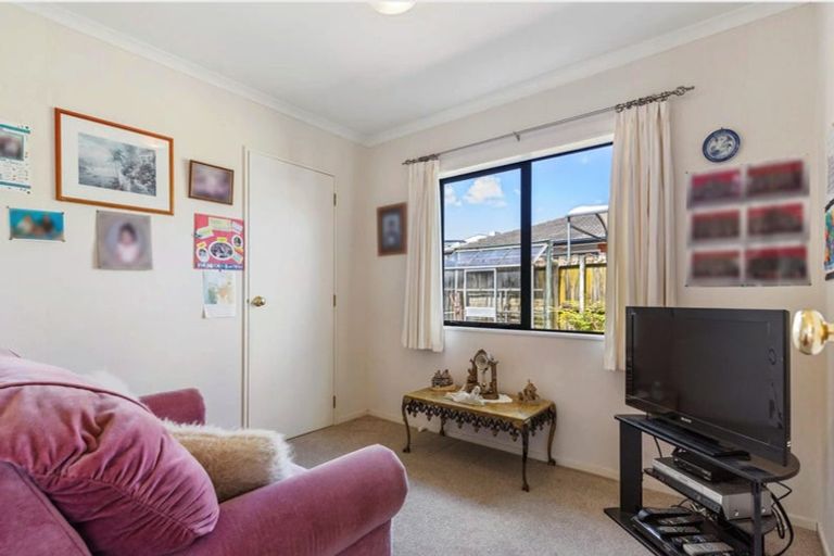 Photo of property in 40 Nuneaton Drive, Flat Bush, Auckland, 2019