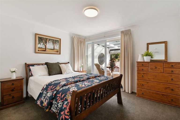 Photo of property in 48 Lynden Avenue, Hillcrest, Auckland, 0627