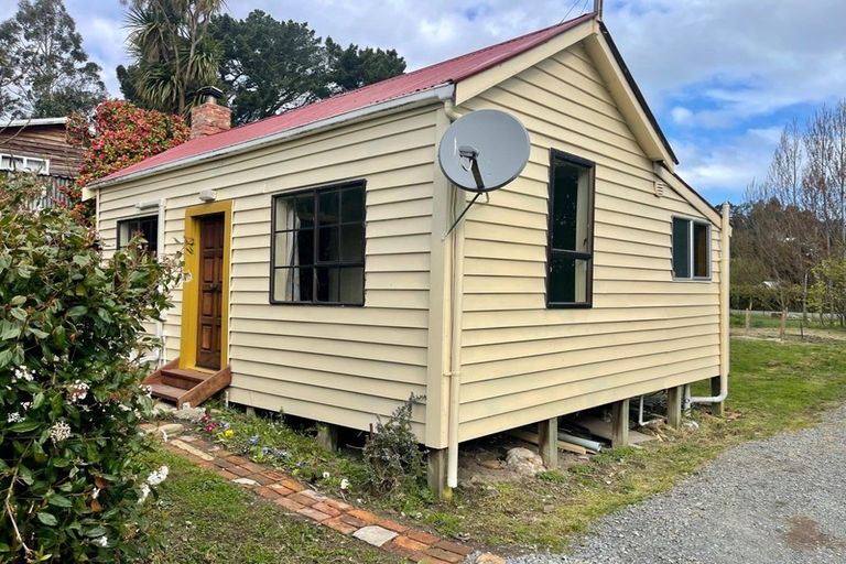 Photo of property in 22 Torquay Street, Kaitangata, 9210