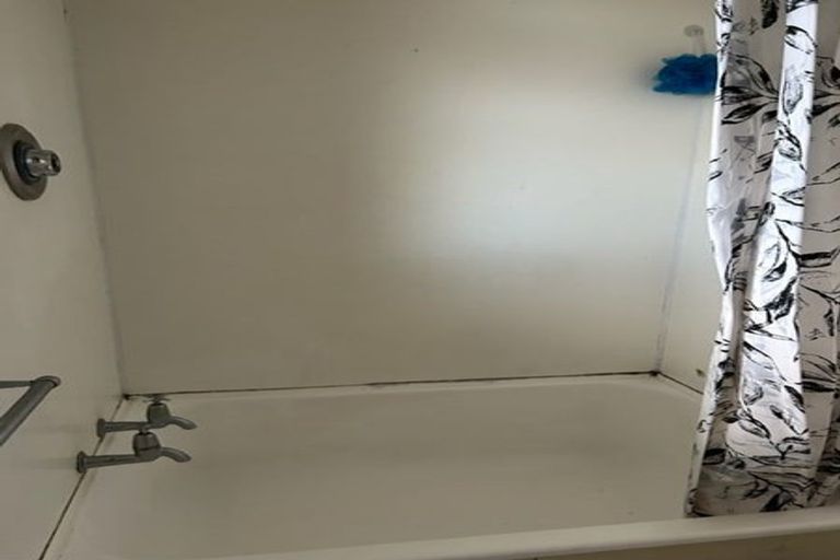 Photo of property in Aroha Apartments, 222 The Terrace, Wellington Central, Wellington, 6011