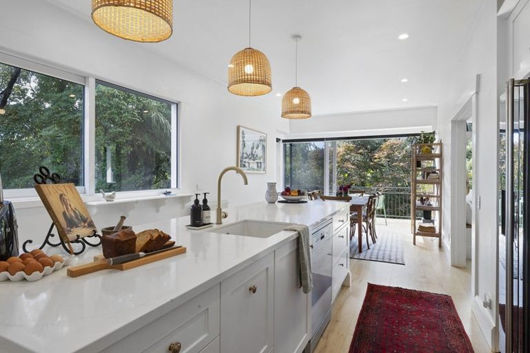 Photo of property in 8 Dorset Avenue, Westown, New Plymouth, 4310